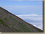 MtFuji-27JUN04-39.JPG (106410 bytes)